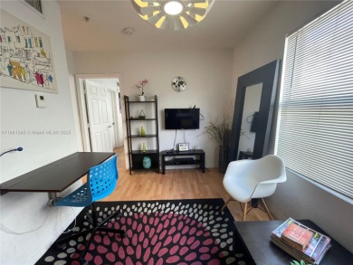 Beach Condo For Sale in Miami Beach, Florida