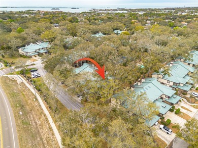 Beach Condo Sale Pending in Palm Harbor, Florida