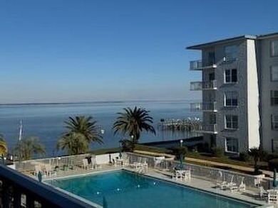 Beach Condo For Sale in Destin, Florida