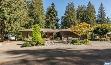 Beach Home For Sale in Sequim, Washington