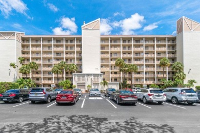 Beach Condo For Sale in Delray Beach, Florida