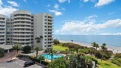 Beach Condo For Sale in Longboat Key, Florida