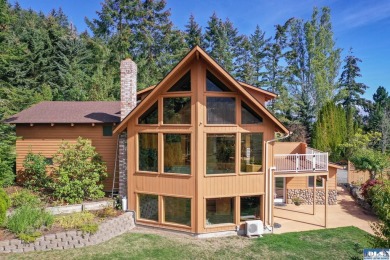 Beach Home For Sale in Sequim, Washington