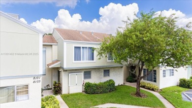 Beach Condo For Sale in Tamarac, Florida