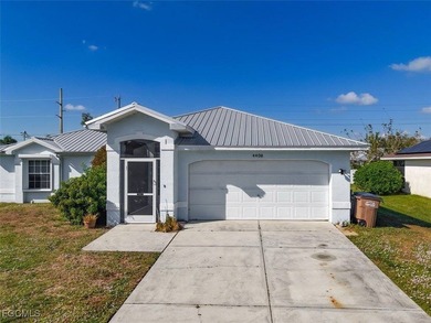 Home For Sale in Cape Coral image photo picture