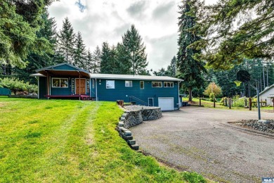 Beach Home For Sale in Port Angeles, Washington