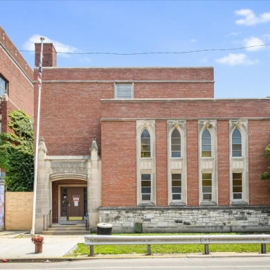 Beach Commercial For Sale in Chicago, Illinois