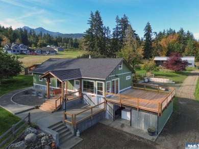 Beach Home For Sale in Port Angeles, Washington