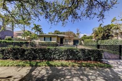 Beach Home Sale Pending in St. Petersburg, Florida