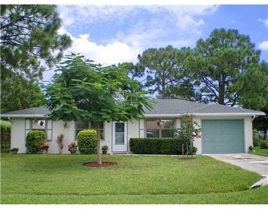 Beach Home For Sale in Port Saint Lucie, Florida