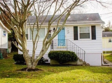 Beach Home For Sale in East Haven, Connecticut