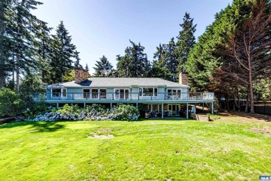 Beach Home For Sale in Sequim, Washington