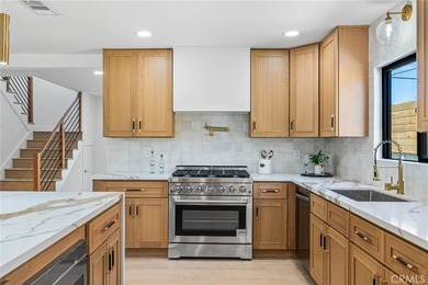 Beach Home For Sale in Huntington Beach, California