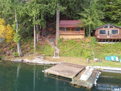 Beach Home For Sale in Port Angeles, Washington