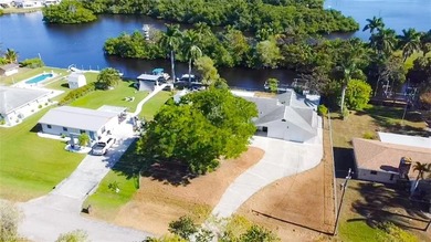 Beach Home For Sale in Fort Myers, Florida