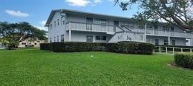 Beach Condo For Sale in Deerfield Beach, Florida