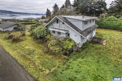 Beach Home Sale Pending in Poulsbo, Washington