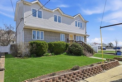 Beach Home Sale Pending in Freeport, New York