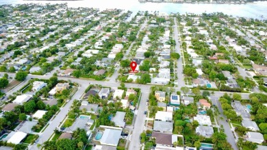 Beach Home For Sale in Lake Worth Beach, Florida