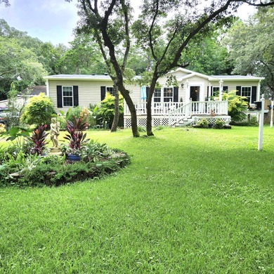 Beach Home For Sale in Fort Walton Beach, Florida