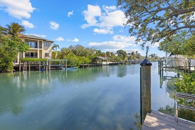 Beach Home For Sale in Sarasota, Florida