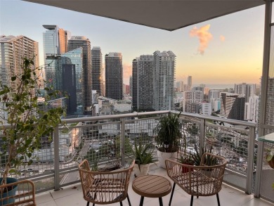 Beach Condo For Sale in Miami, Florida