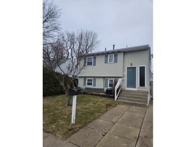 Beach Home Sale Pending in Erie, Pennsylvania
