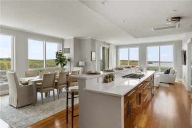 Beach Condo For Sale in Portsmouth, Rhode Island