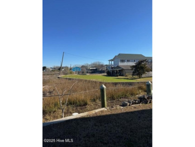 Beach Lot For Sale in Morehead City, North Carolina