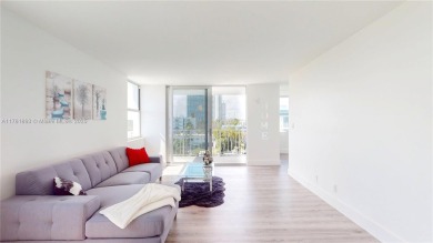 Beach Condo For Sale in North Miami Beach, Florida