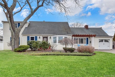 Beach Home For Sale in Lido Beach, New York