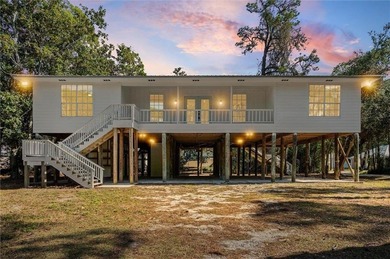 Beach Home For Sale in Dauphin Island, Alabama