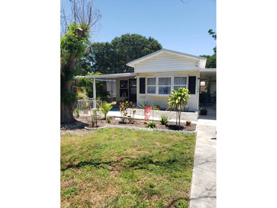 Beach Home For Sale in Ruskin, Florida