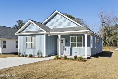 Beach Home For Sale in Wilmington, North Carolina