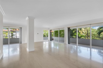 Beach Condo For Sale in Key Biscayne, Florida