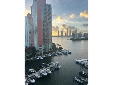 Beach Condo For Sale in Aventura, Florida