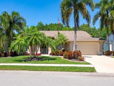 Beach Home For Sale in Bradenton, Florida