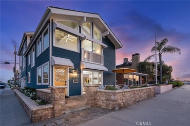 Beach Townhome/Townhouse For Sale in Newport Beach, California