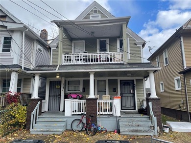 Beach Home For Sale in Cleveland, Ohio