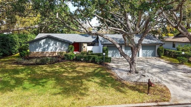Beach Home For Sale in Sarasota, Florida