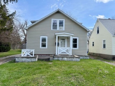 Beach Home Sale Pending in Erie, Pennsylvania