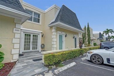 Beach Townhome/Townhouse For Sale in Hallandale Beach, Florida