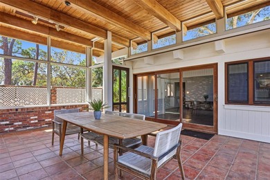 Beach Home Sale Pending in St. Petersburg, Florida