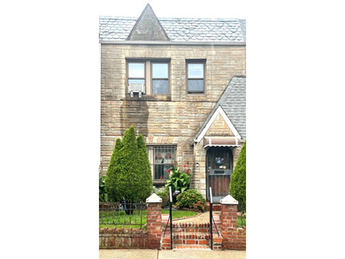Beach Home For Sale in East Elmhurst, New York