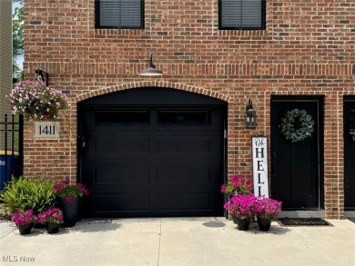 Beach Townhome/Townhouse For Sale in Ashtabula, Ohio