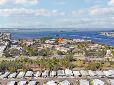 Beach Condo For Sale in Dunedin, Florida