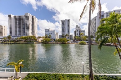 Beach Condo For Sale in Miami Beach, Florida