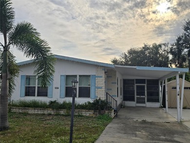 Beach Home For Sale in Ellenton, Florida