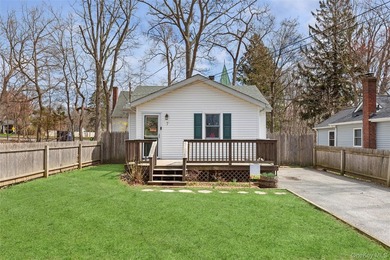 Beach Home Sale Pending in Sound Beach, New York