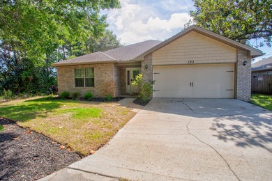 Beach Home Sale Pending in Mary Esther, Florida